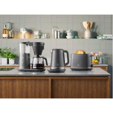 Electrolux Тостер, 980Вт, металл, черный