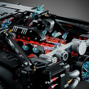LEGO Конструктор Technic Бэтмен: Бэтмобиль