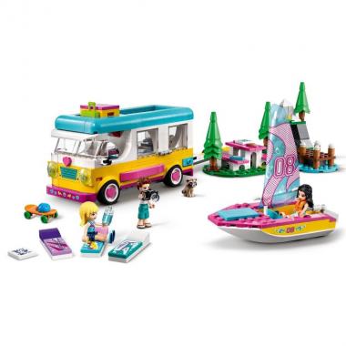 LEGO Конструктор Friends Лісовий будинок на колесах і вітрильний човен 41681