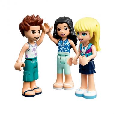 LEGO Конструктор Friends Лісовий будинок на колесах і вітрильний човен 41681